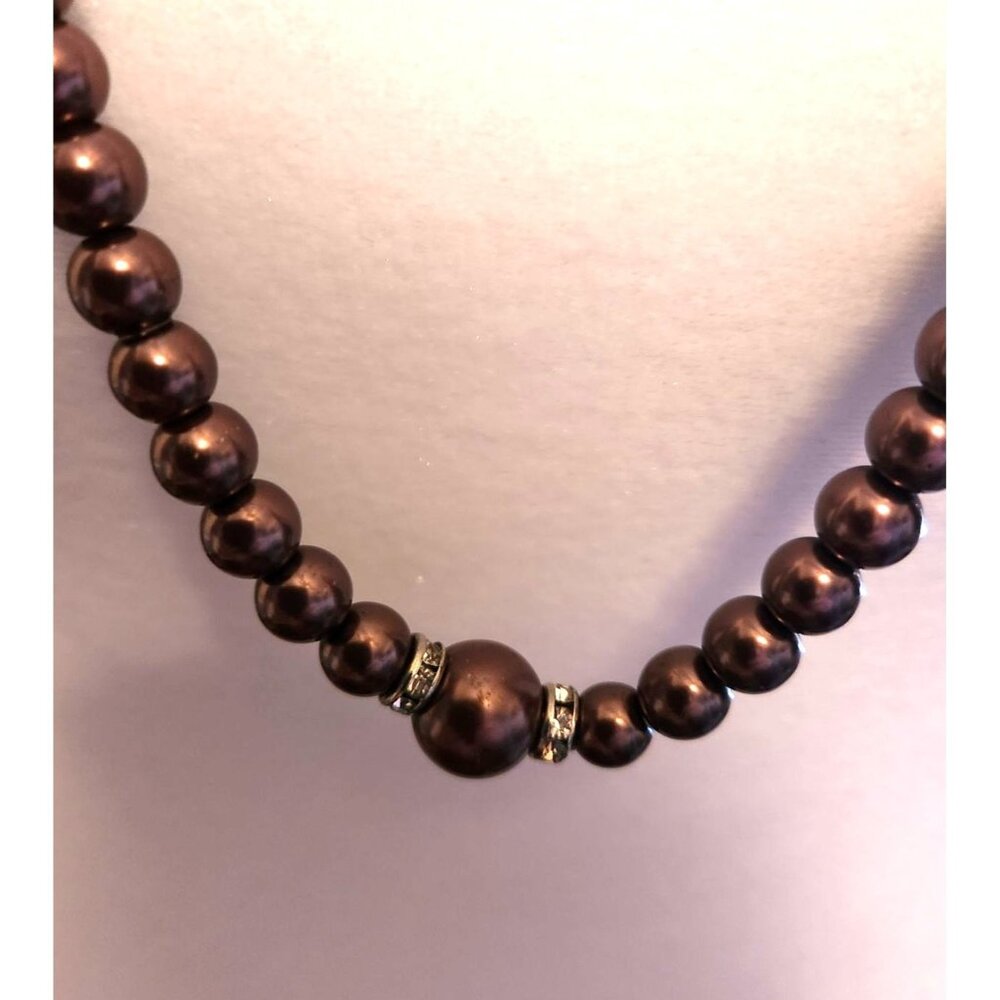 Necklace Brown Faux Pearl Rhinestone Accents regal old money minimalist jewerly